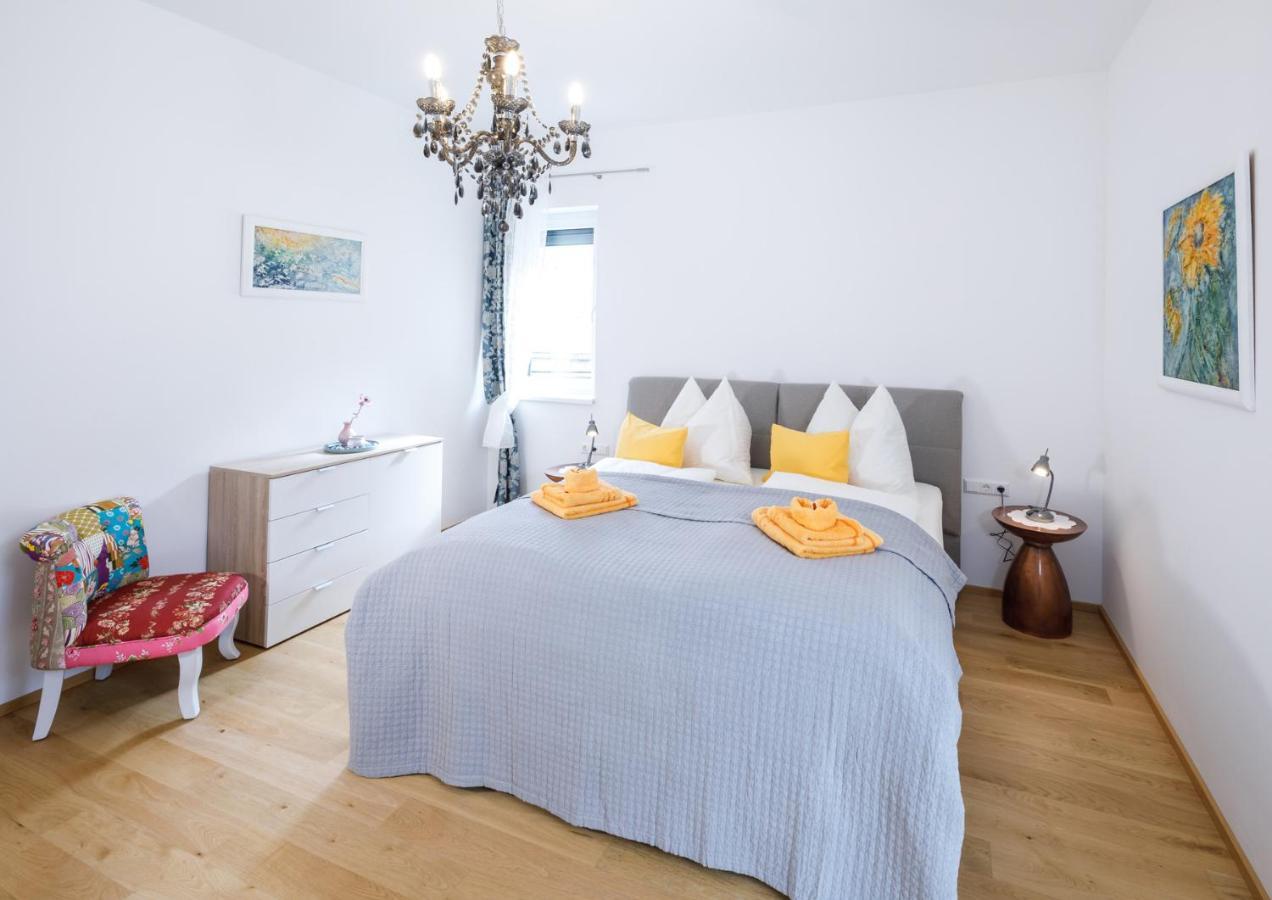 Ferienwohnung Narzisse - City Appartement Im Kurpark Bad Aussee Exterior foto